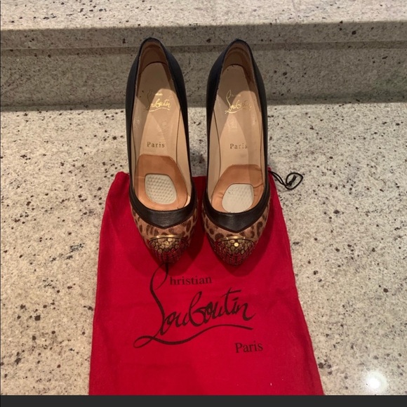 CHRISTIAN LOUBOUTIN Leopard Toe Pumps - Picture 1 of 5